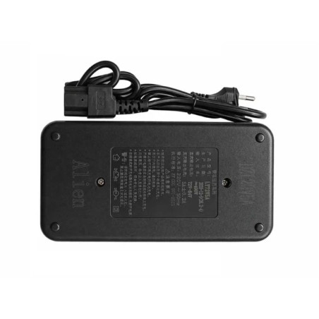 Incarcator scuter si tricicleta electrica Litiu 84V 5A Smart Charger