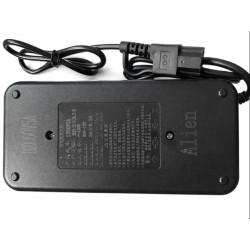 Incarcator scuter si tricicleta electrica Litiu 73V 5A Smart Charger